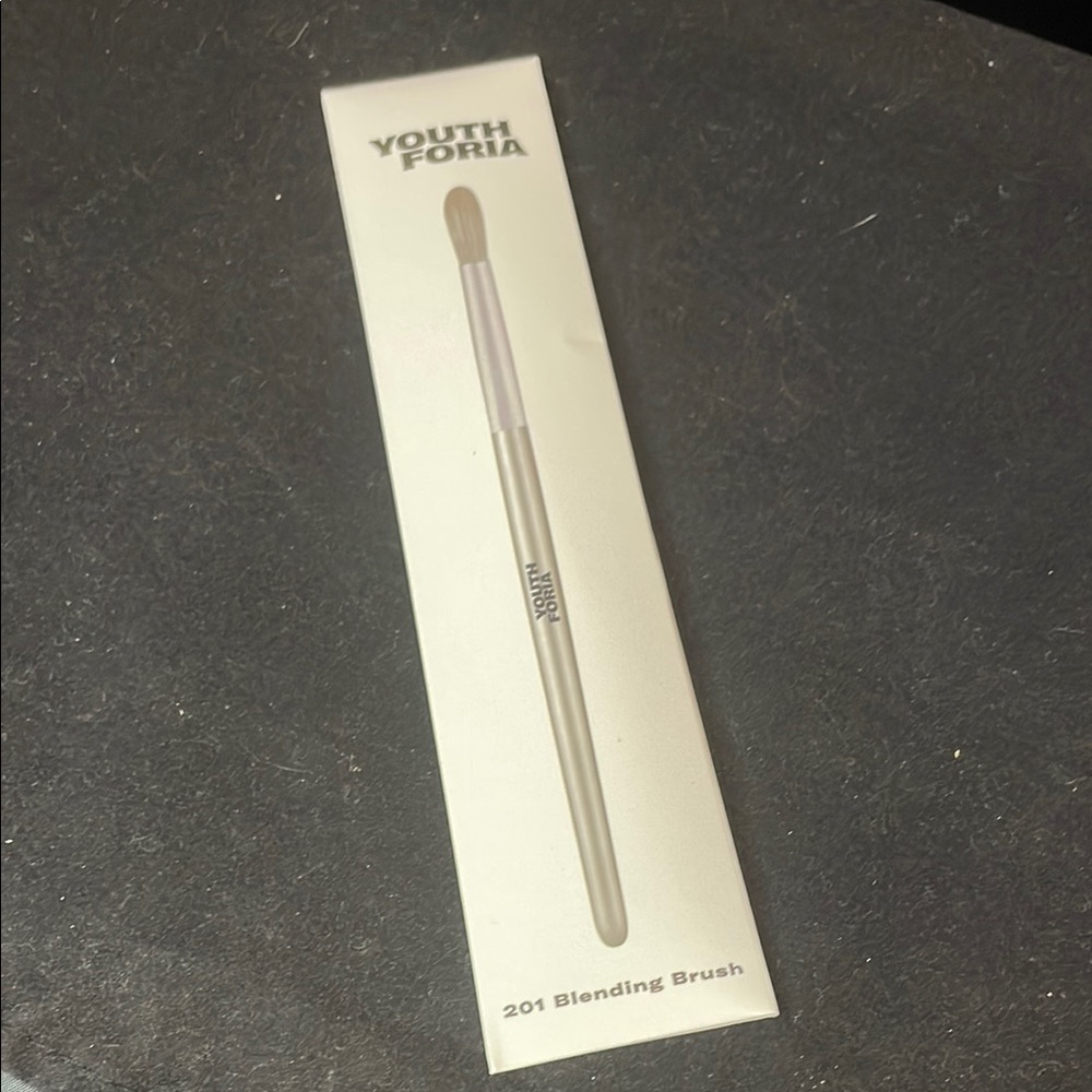 Youth Foria 201 Blending Makeup Brush